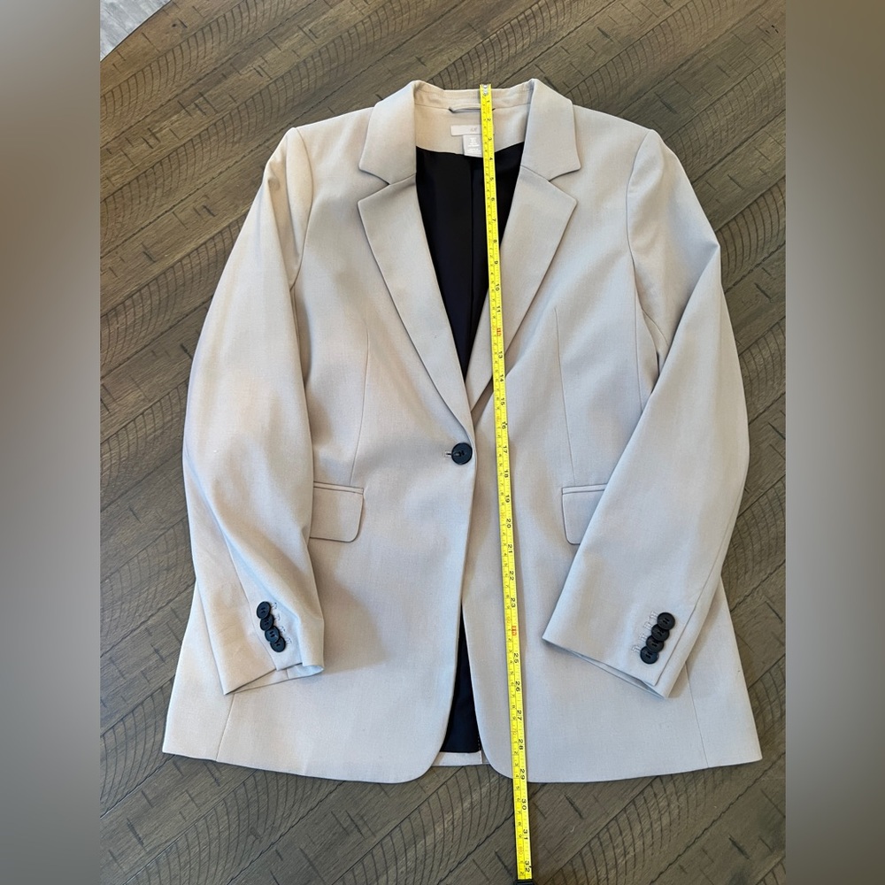 H&M Single Breasted Tan Blazer Size Small LIKE NEW - Picture 3 of 7